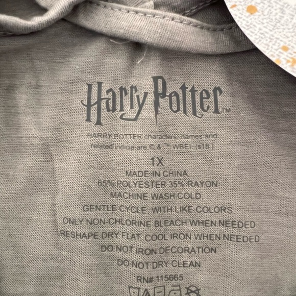 Calling all Harry Potter Fans Gray Long Sleeve Women's Top - Picture 5 of 5
